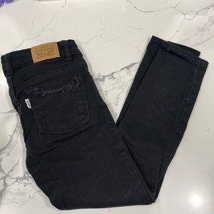 Black distressed jeggings